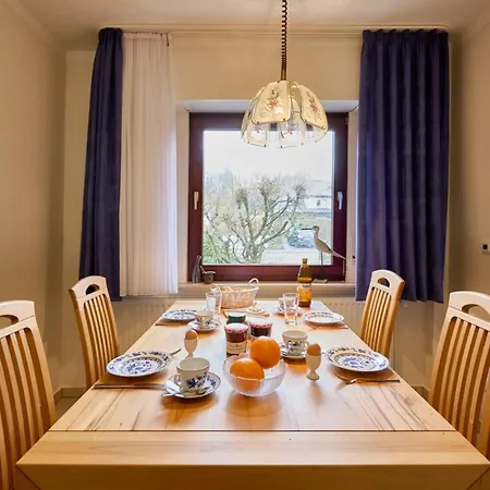 Haus Ricker - Erdgeschoss Apartment